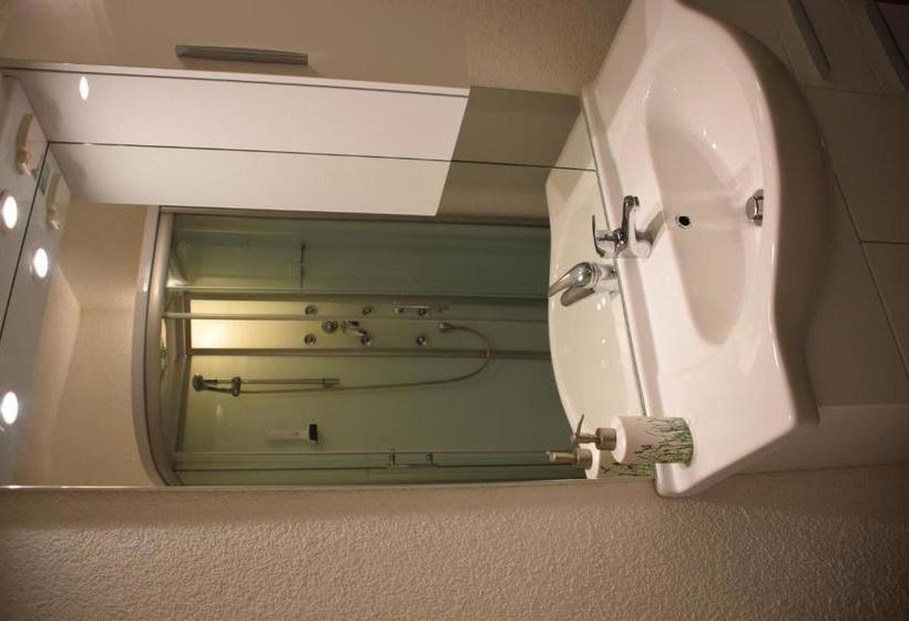 ユースホステル Harmonie Stüberl