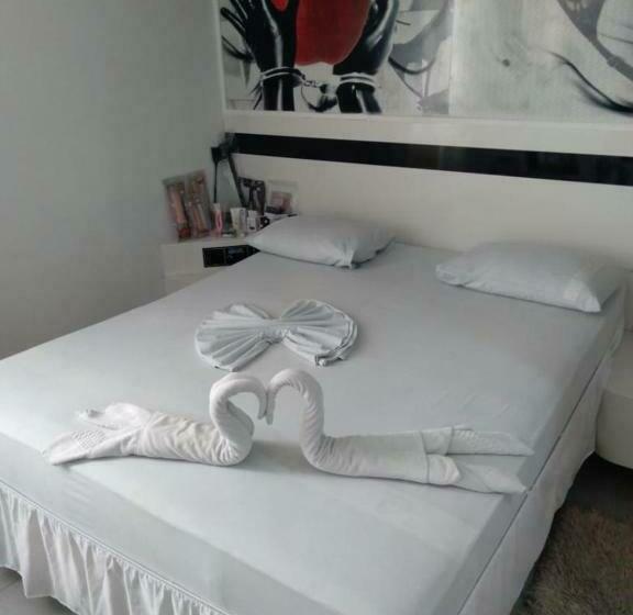 Flash Motel