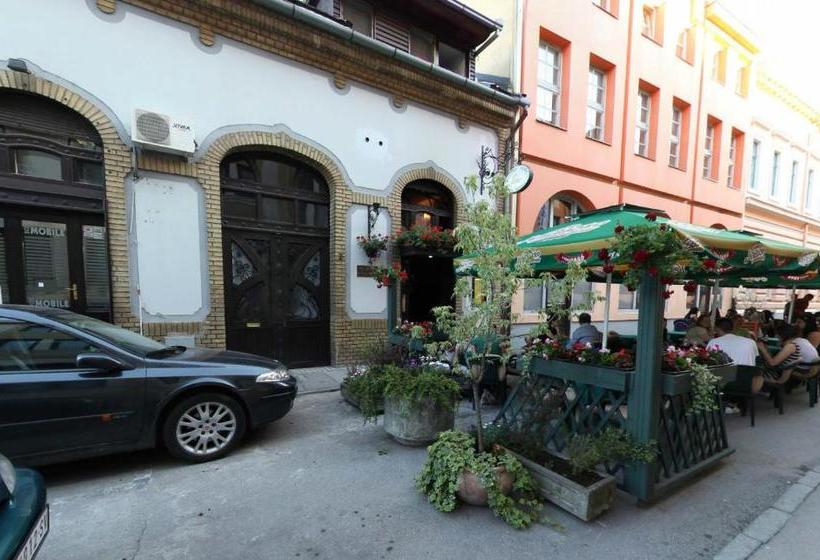 پانسیون Guest House Prenoćište Piccolina