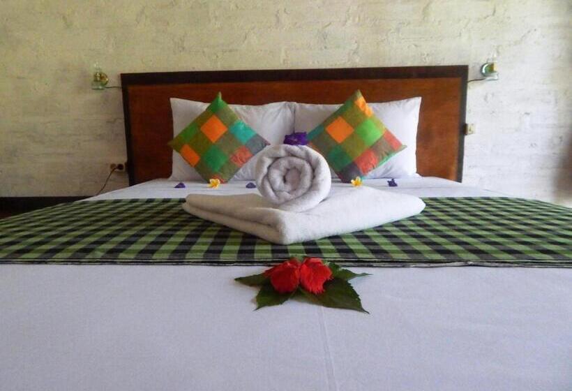 Пансион Sudi Guest House