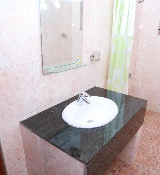 پانسیون Sumal Villa