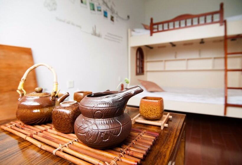 پانسیون Zhujiajian Time To Inn