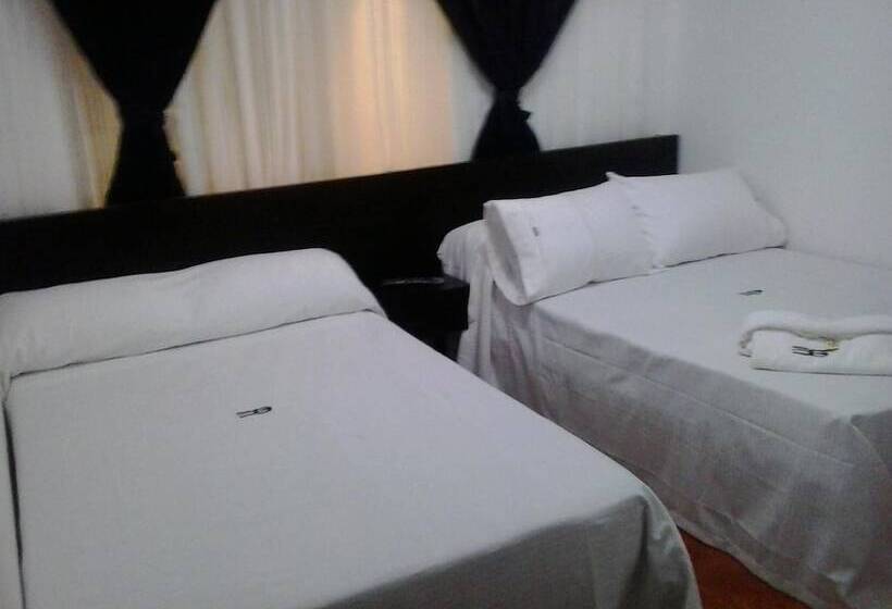 هتل Casa Gabriela