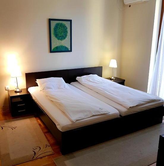 پانسیون Guesthouse Villa Elizabet