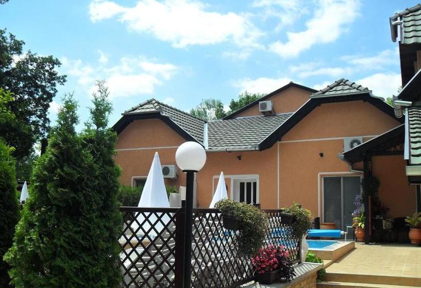 پانسیون Guesthouse Villa Elizabet