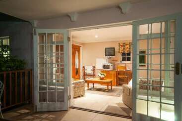 پانسیون Heugh Road Guest House