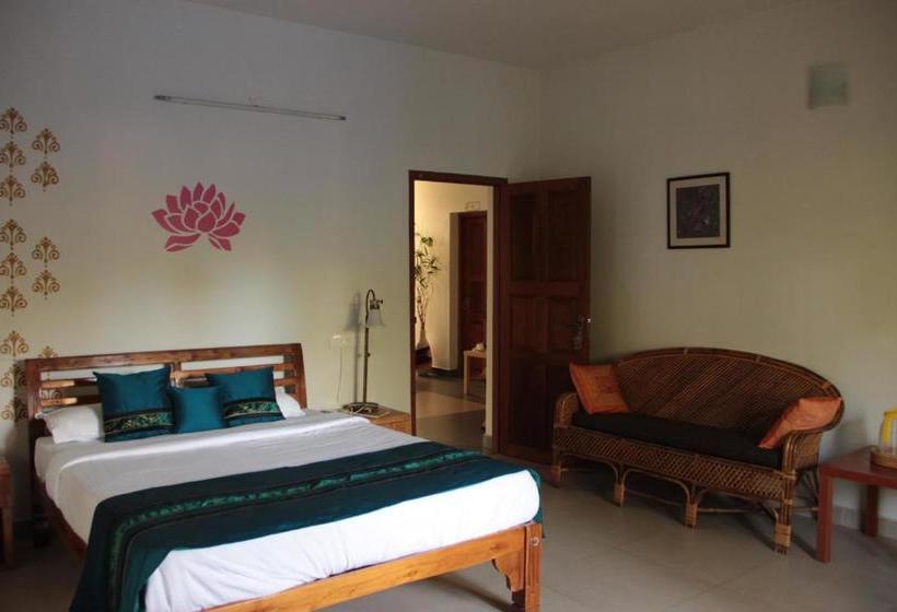 Пансион Alamanda Alleppey Beach Elegant 3bhk Guest House Apartment