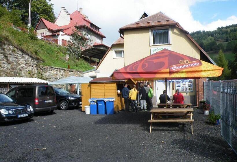 پانسیون Penzion U štoly Jáchymov