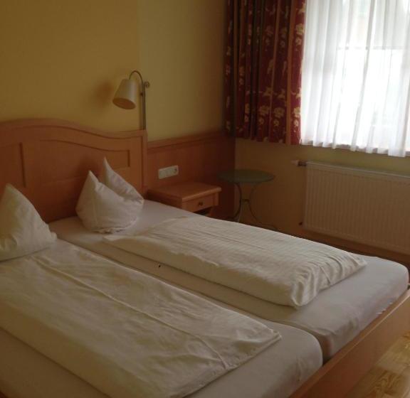 پانسیون Peterwirt