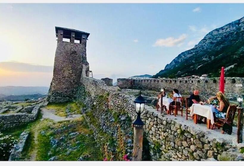 بنسيون Rooms Emiliano Castle Of Kruja