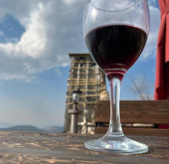 بنسيون Rooms Emiliano Castle Of Kruja