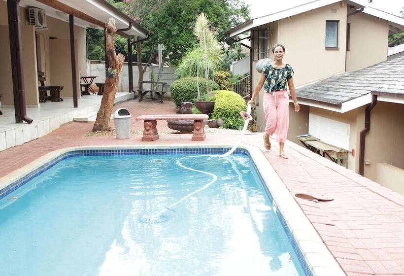 بنسيون Tzaneen Guest House