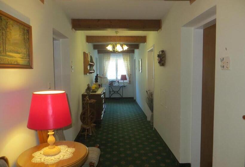 فندق صغير Garni Haus Jagerwirt