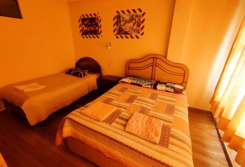 هاستل Hostal Las Balsas