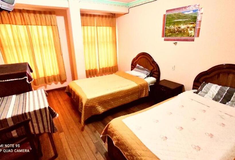 هاستل Hostal Las Balsas