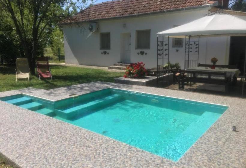 پانسیون Casa Bella & Nova