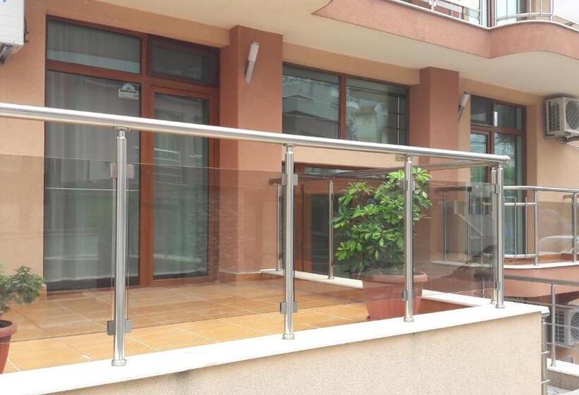 پانسیون Guest House Skalite