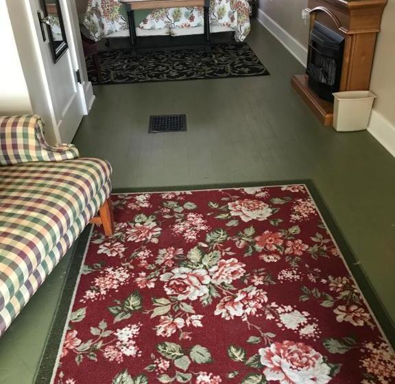 פנסיון Helming Guest House