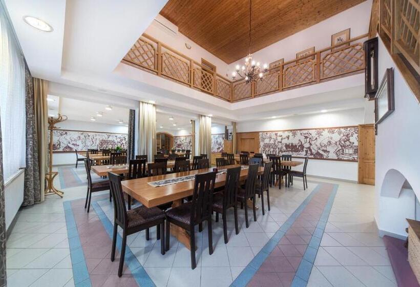 بنسيون Hetényi Apartmanház és Birtok