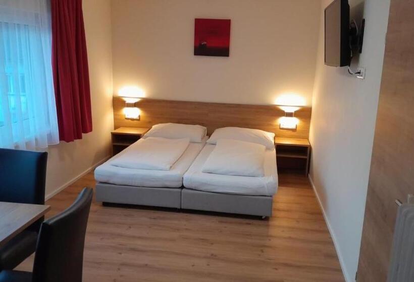 ユースホステル Denk Bed & Breakfast