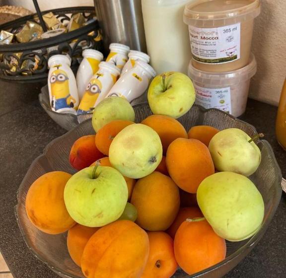 ユースホステル Gasthof Zum Mohrn