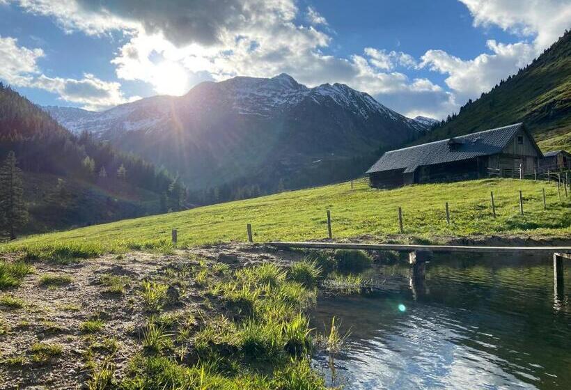 ユースホステル Gasthof Zum Mohrn