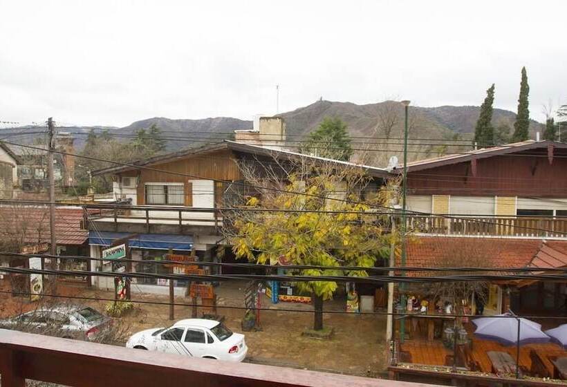 هاستل Posada Del Centro