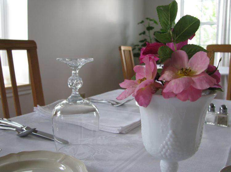 فندق صغير Tulloch Inn & Gifts