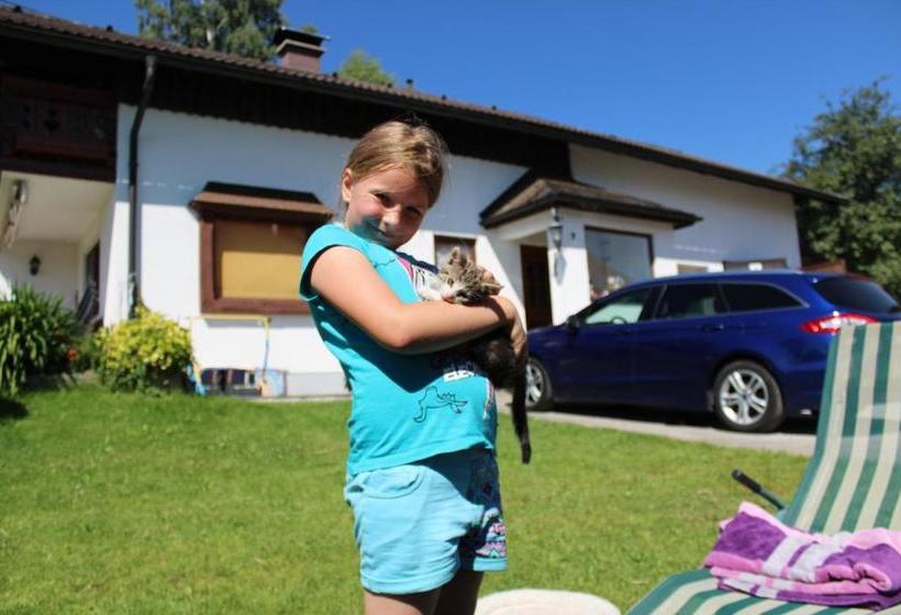 ホテル Bauernhof Schink