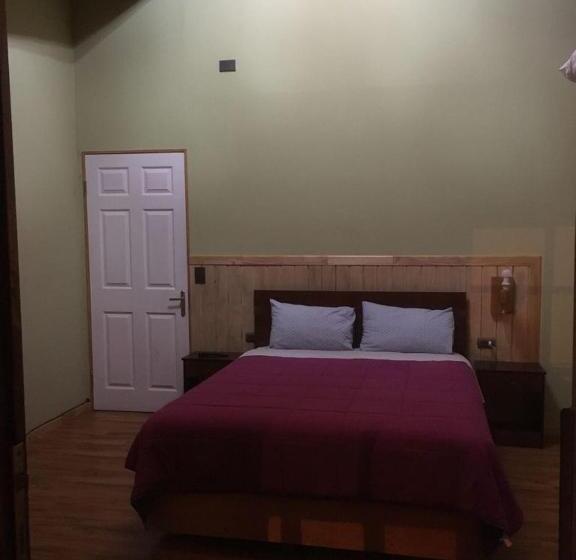 پانسیون Hostal Kutralwe