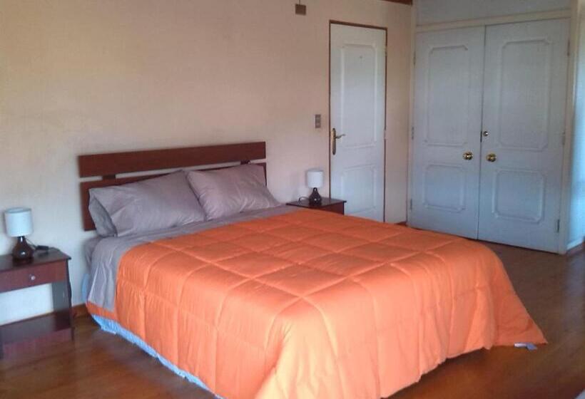 پانسیون Hostal Kutralwe