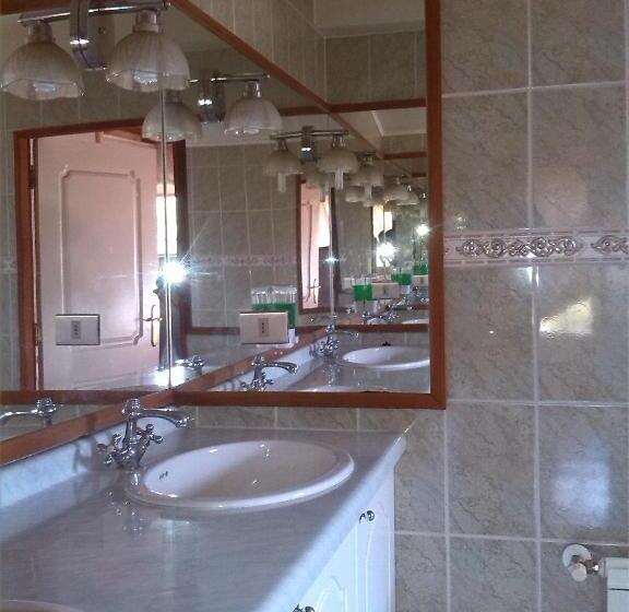 پانسیون Hostal Kutralwe