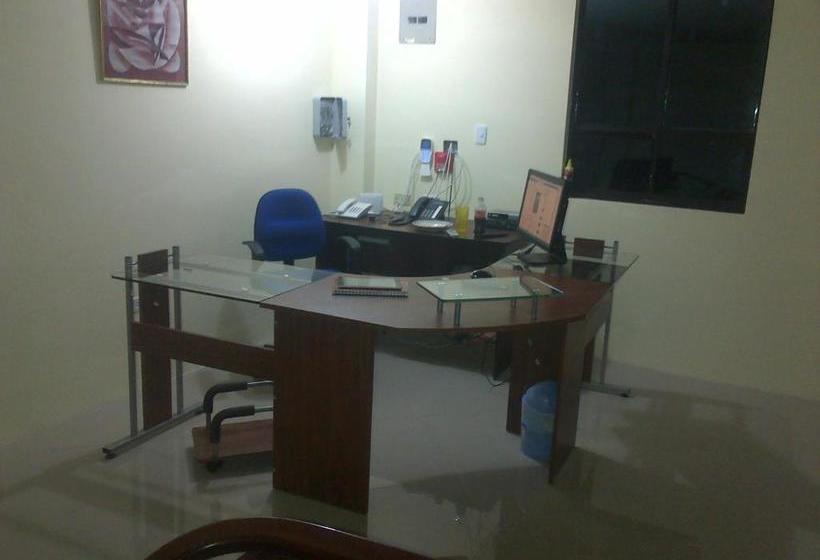 پانسیون Hostal La Joya