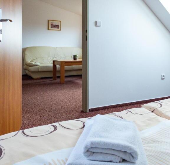 بنسيون Penzion Na Stavidle