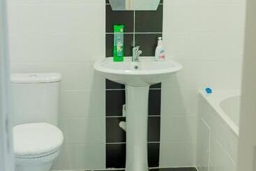 پانسیون Sarai Batu Guest House