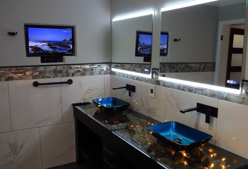 هاستل Dockside Suites