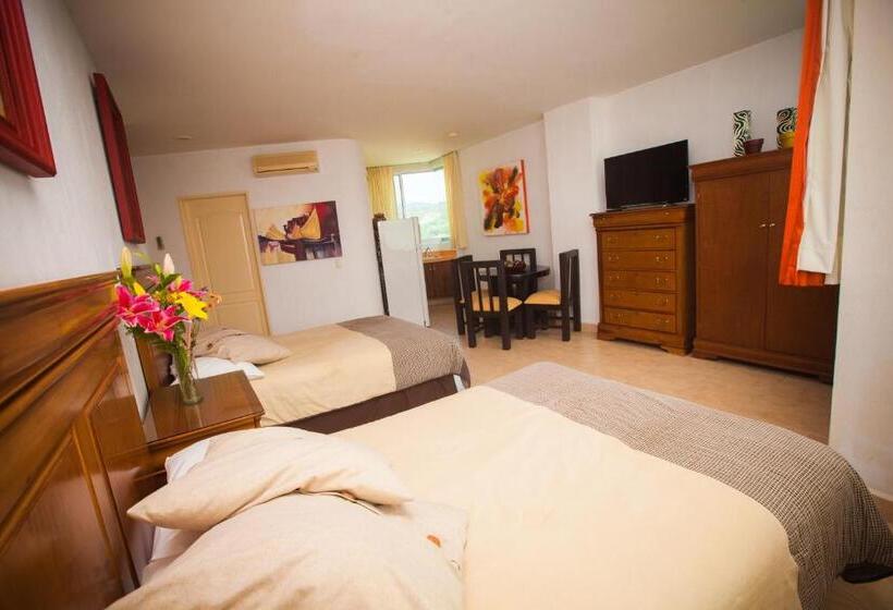 Banderas Suites