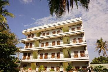 پانسیون Cat Tien Guest House