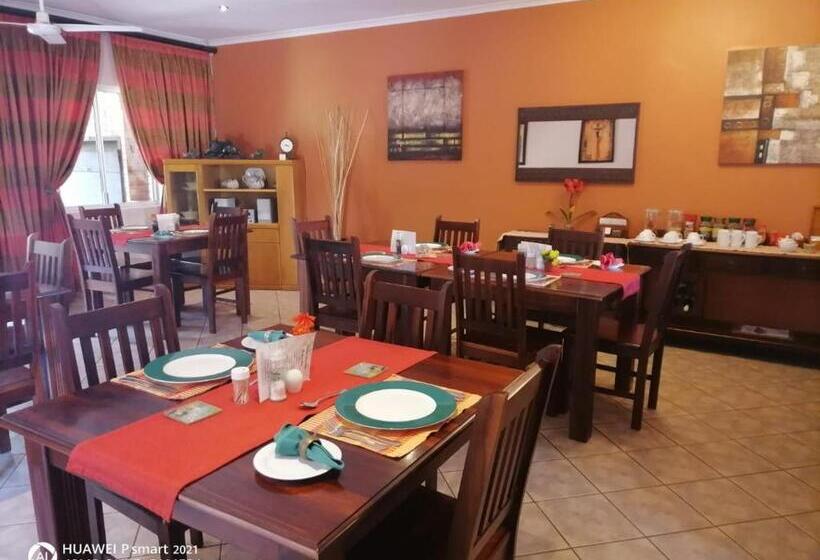 پانسیون Duneside Guest House