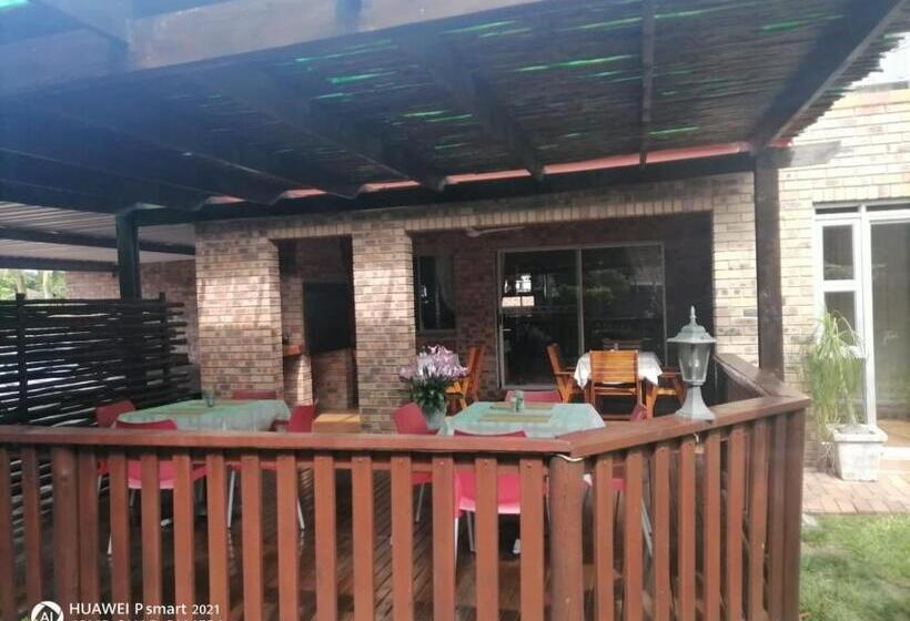 پانسیون Duneside Guest House