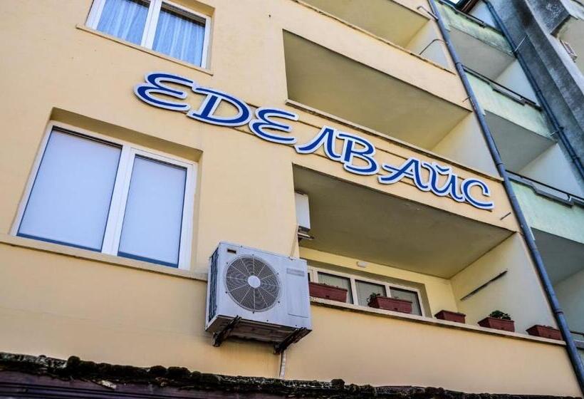 پانسیون Edelvais Guest House