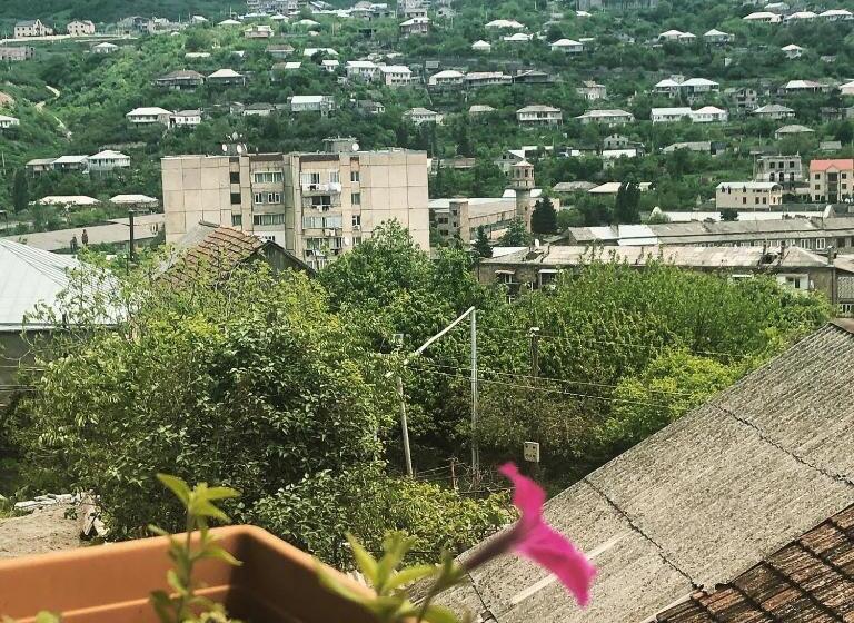 پانسیون Guest House Anahit Ijevan