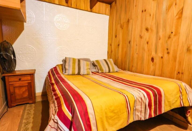 پانسیون Hostal Maitahue