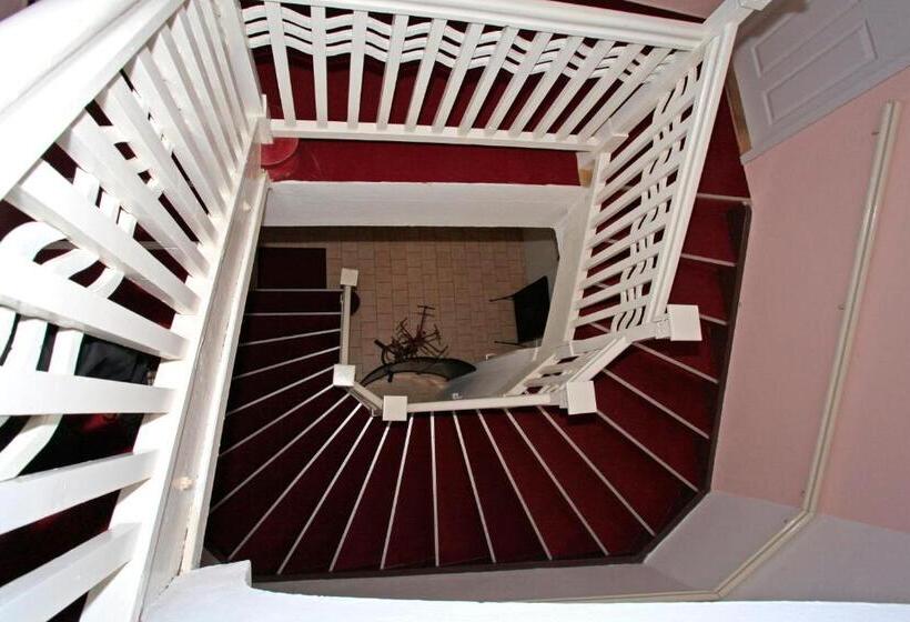 پانسیون U Kašny