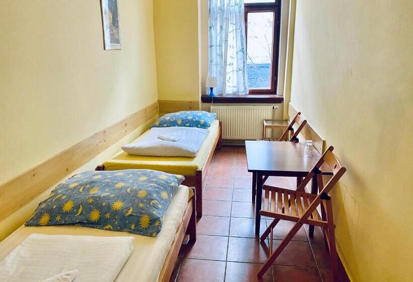 Pension 15 Homér