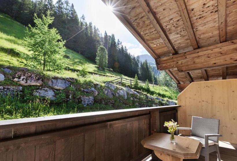 Общежитие Berggasthaus Höllensteinhütte