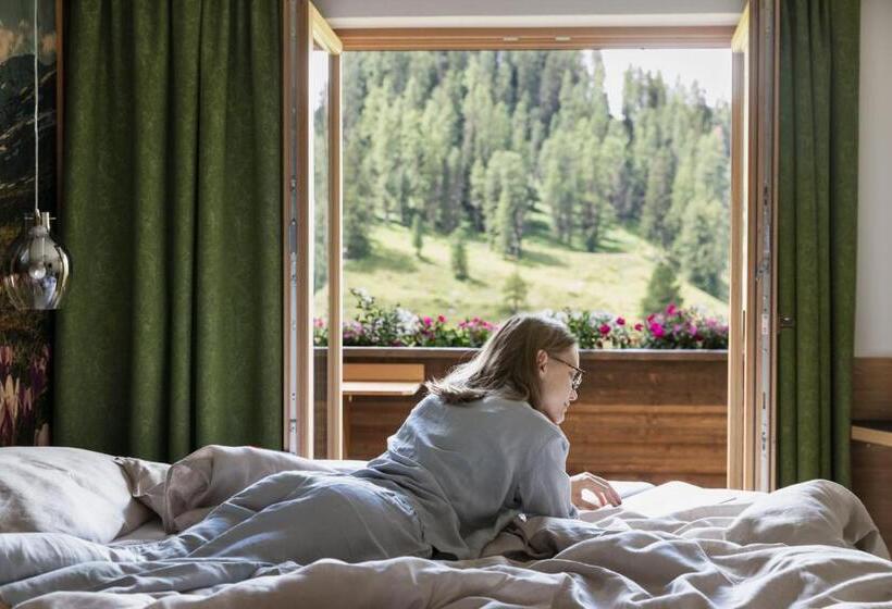 Общежитие Berggasthaus Höllensteinhütte
