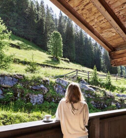 Общежитие Berggasthaus Höllensteinhütte