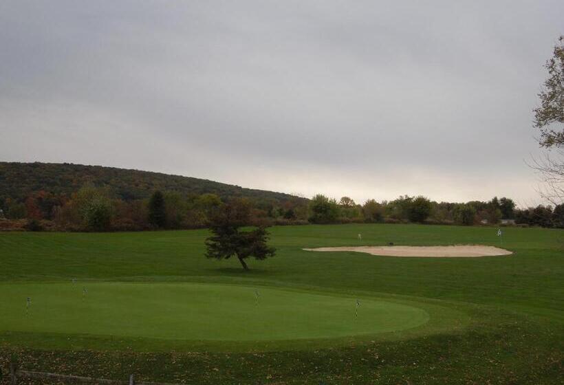 هاستل Guest Quarters At The Bridges Golf Club