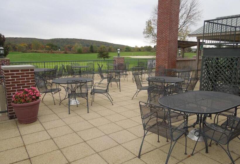 هاستل Guest Quarters At The Bridges Golf Club